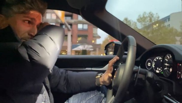 Чоловік, водій, машина, автомобіль, дорога, місто