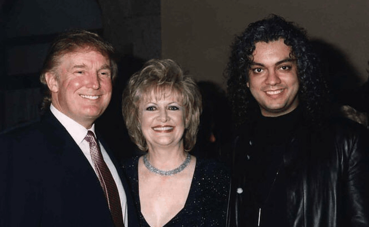 Российский артист и американский политик