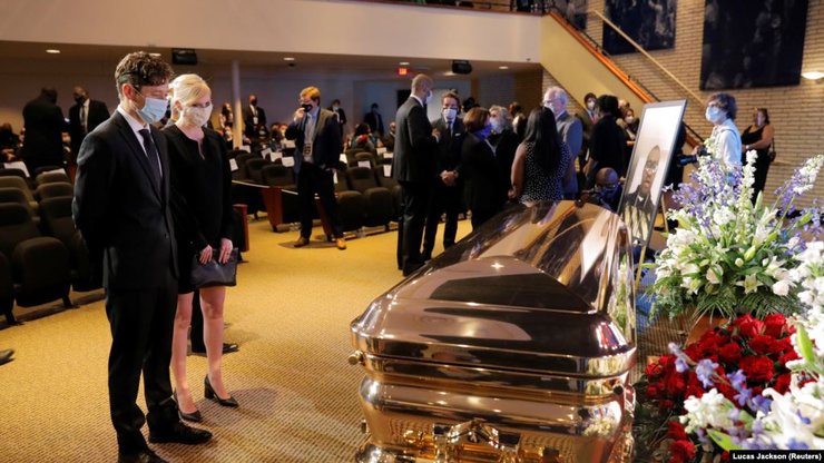 Прощание с Флойдом, Миннеаполис, США