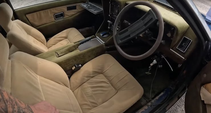 Салон Lotus Eclat 1978