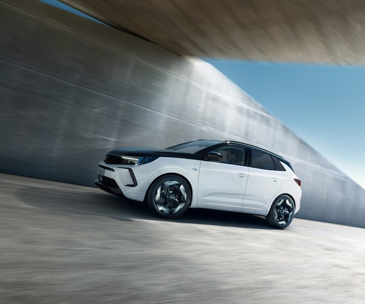 Opel Grandland GSe, новый Opel Grandland, Opel Grandland, Opel Grandland 2022, кроссовер Opel, гибрид Opel Grandland