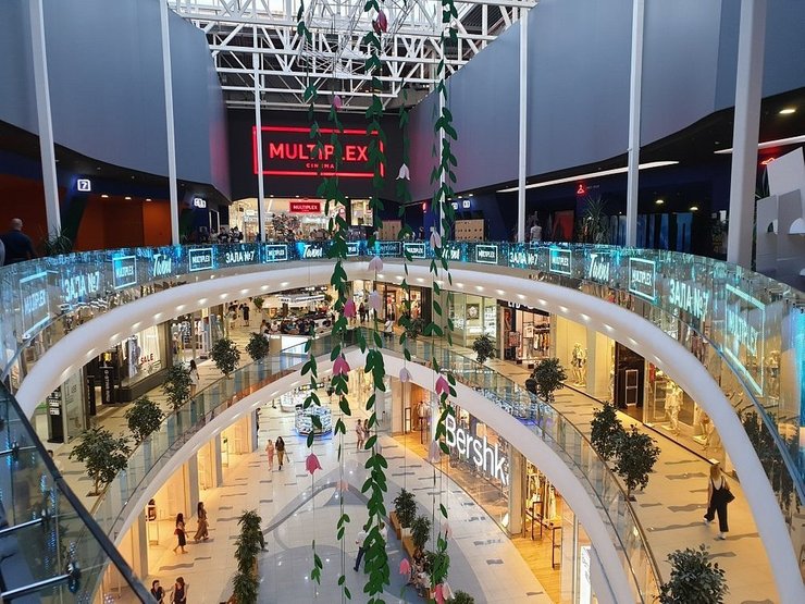 аренда в торговом центре, аренда недвижимости в киеве, офисная недвижимость в киеве, бизнес недвижимость в киеве