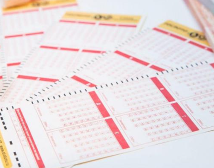 Выигрыш в лотерею, джекпот, удача, лотерейный билет, грузовик, курьезы, США, интересные истории