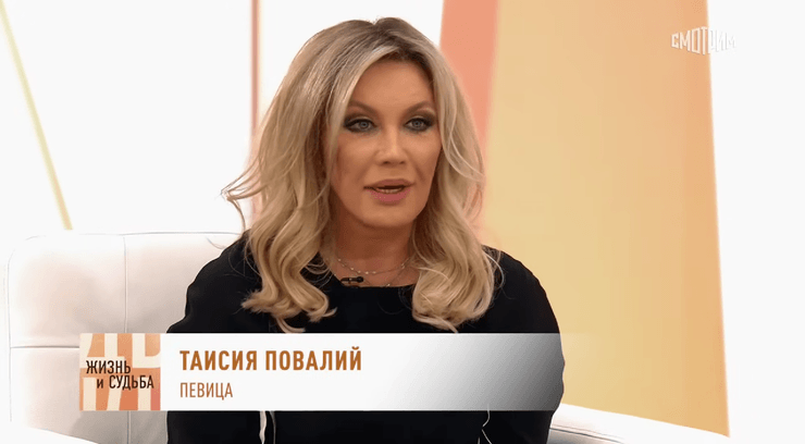 Порно видео: гангкорды бар томпақ қыздар