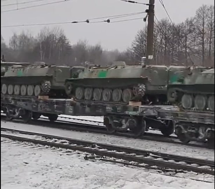 перекидання російських військ