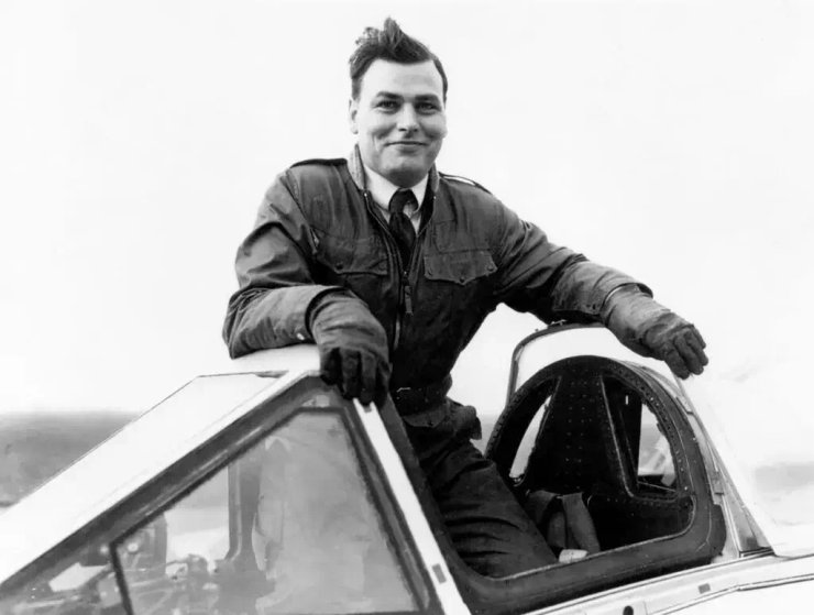 створення літака, літак-катапульта