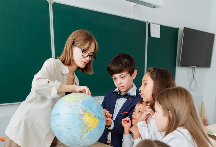 Отримати допомогу на школяра в 2025 році можна за низкою документів