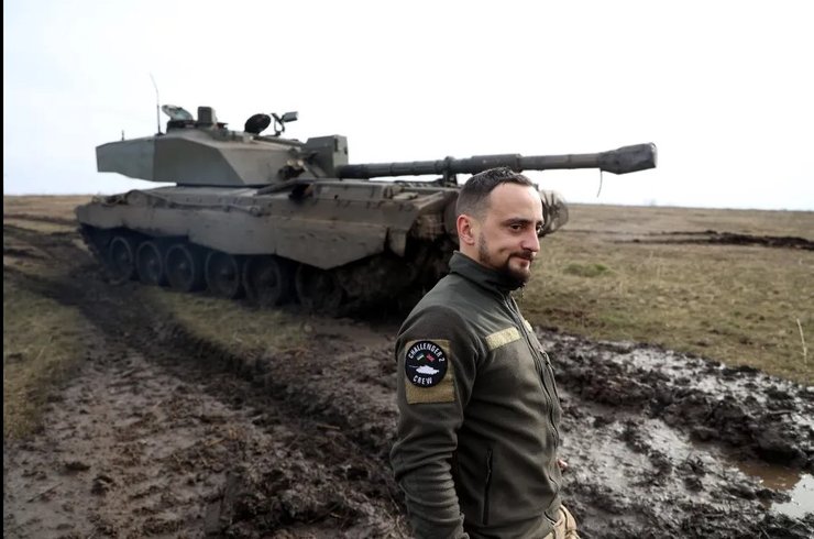 Chellenger 2 на полигоне в Великобритании