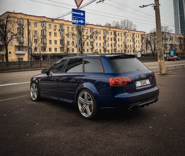 Audi S4 B7