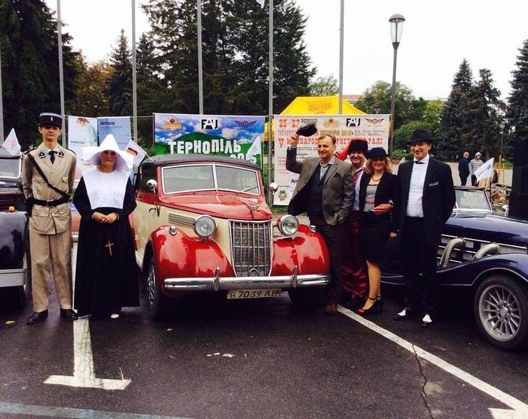 коллекция авто, ретро-авто, авто Гитлера, авто Брежнева, Mercedes-Benz 540, Jaguar XJ