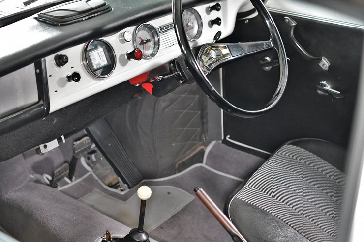 Електромобіль BMW 700 CS