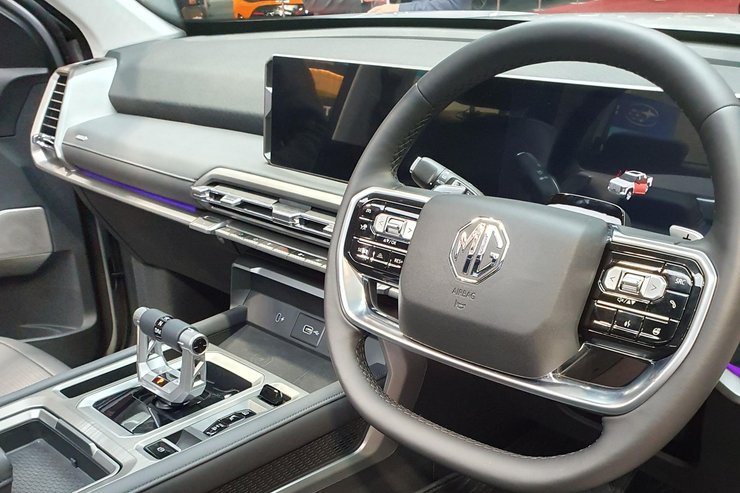 Салон MG U9, новый MG U9, пикап MG, MG U9 2025, MG U9 2025