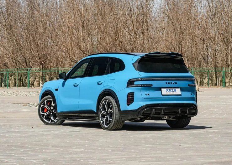 Zeekr 8X