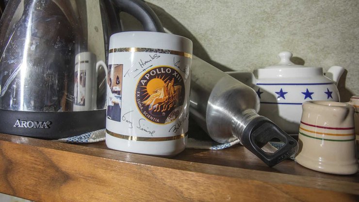 "Апполон-13", кружка, автограф