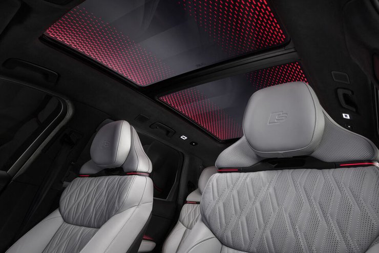 Audi представил интерьер новой модели Q9