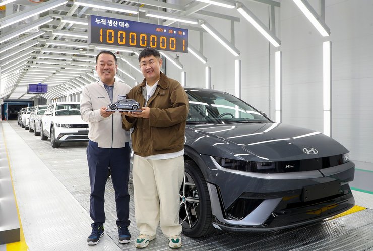 Hyundai Ioniq, 100-миллионный Hyundai