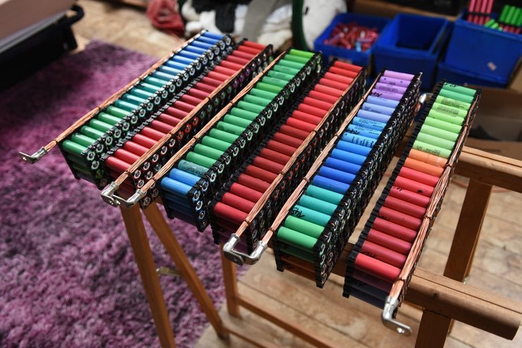 старые батареи от ноутбуков