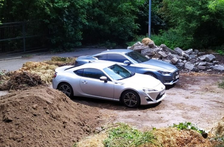 герої паркування, неправильне паркування, паркування в Києві