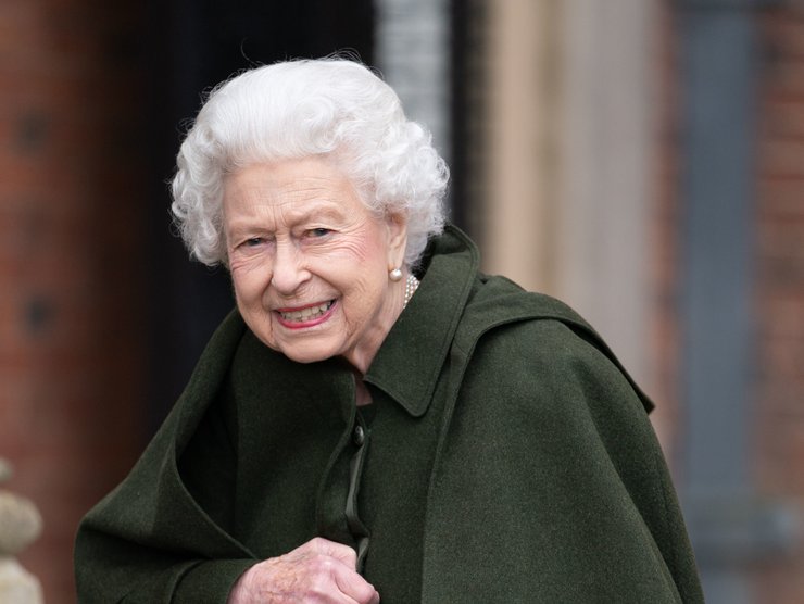 Королева Елизавета II