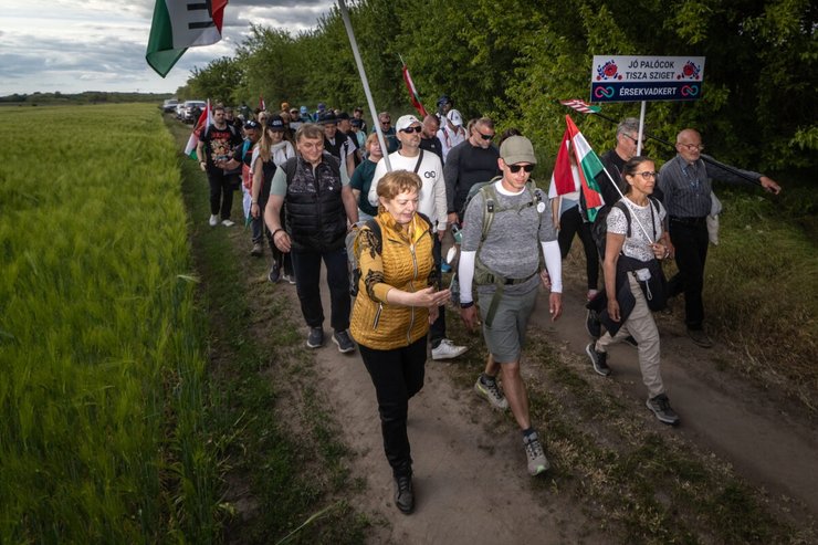 петер мадьяр марш в румынию