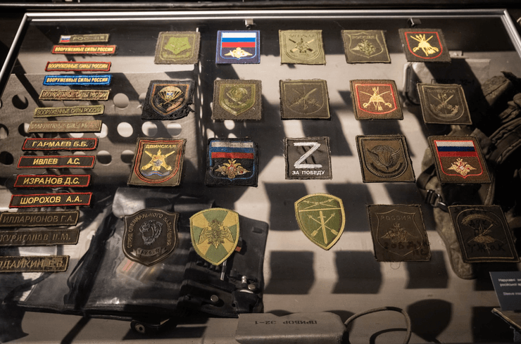 Экспонаты в музее войны