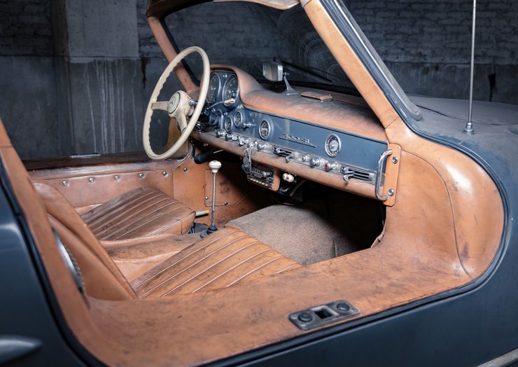 Салон Mercedes 300SL Gullwing