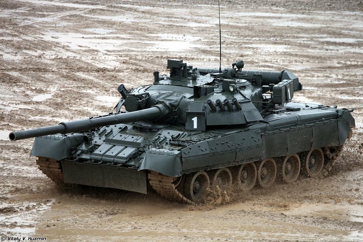 Танк Т-80