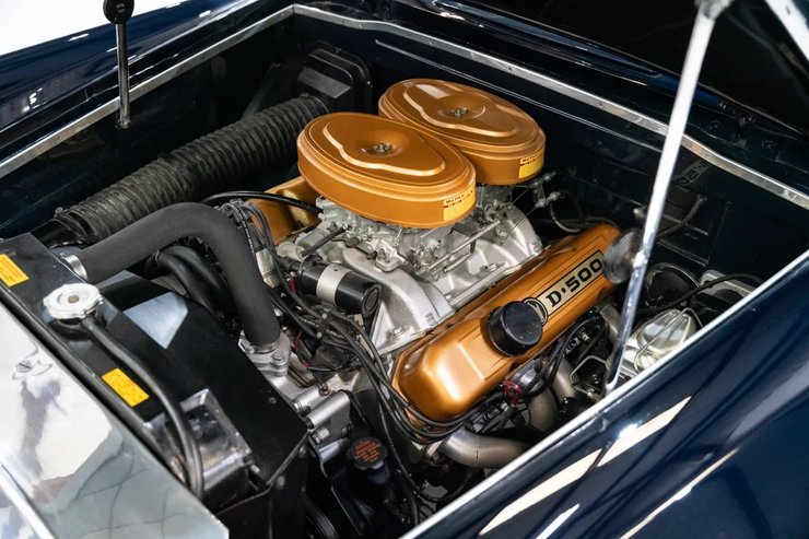 Chrysler V8, Dual-Ghia, Dual-Ghia 1957, Френк Сінатра, авто Френка Сінатри