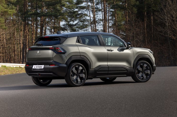 новый Suzuki eVitara, новый Suzuki eVitara, кроссовер Suzuki, электромобиль Suzuki, электромобиль Suzuki