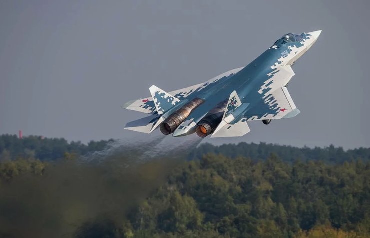 Российский стелс-истребитель Су -57