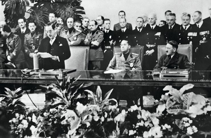 Берлинский пакт 1940 года, Пакт трех государств 1940 года, Тройной пакт, ось зла, вторая мировая война, история Второй мировой войны, причины и предпосылки Второй мировой войны, союз немецкой италии японии, военные фото, ретро фото, документальные фото