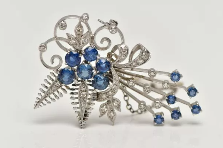 Скарби у будинку покійної матері, цінні речі, коштовності, ювелірні вироби, знахідки, Велика Британія, фото