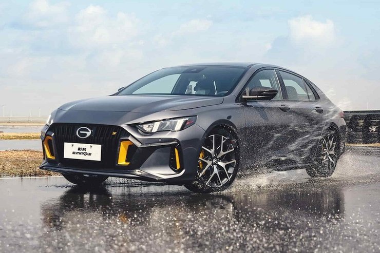 Електромобіль HiPhi X, авто року, найкращі авто року, китайські автомобілі