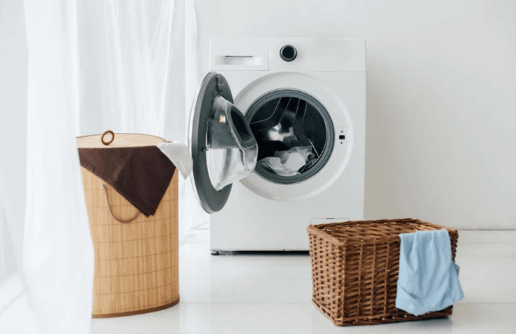 Стиральная машинка, одежда