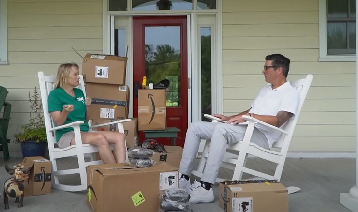 Посылки от Amazon, посылка, коробка, почта, почтовая ошибка, Amazon, деньги, неправильное имя,