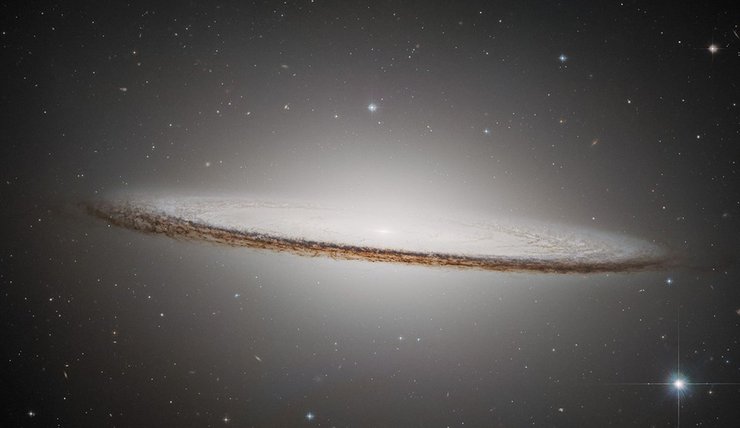 галактика Сомбреро