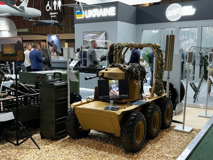 Робот Равлик, наземный дрон Равлик, Eurosatory 2024