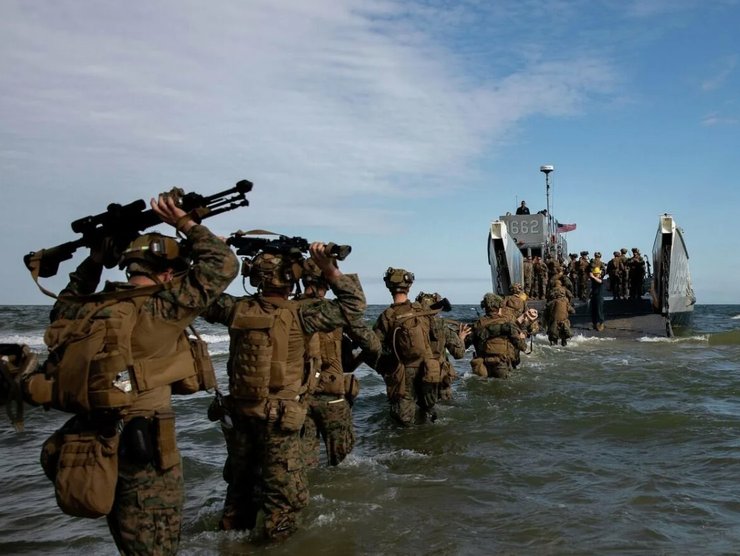 морпехи США