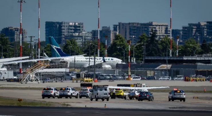 у канаді викрали літак