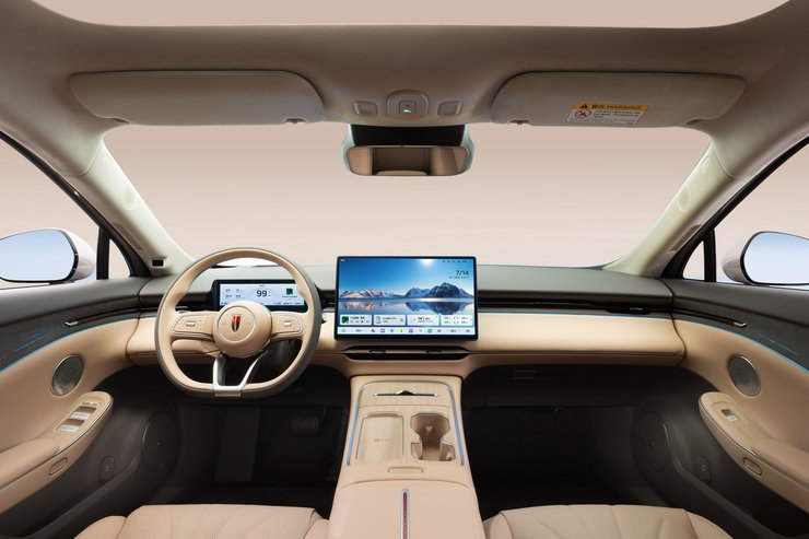 Салон Hongqi H7