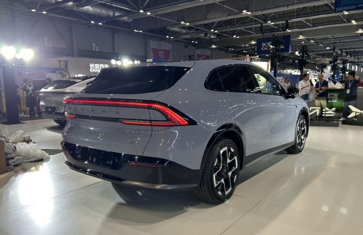 Xpeng G7 2025, новый Xpeng G7, кроссовер Xpeng, электромобиль Xpeng, китайский электромобиль, китайский электромобиль