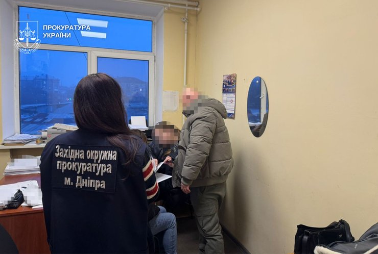 дніпро дитина рука У Дніпрі лікарі зламали дитині здорову руку