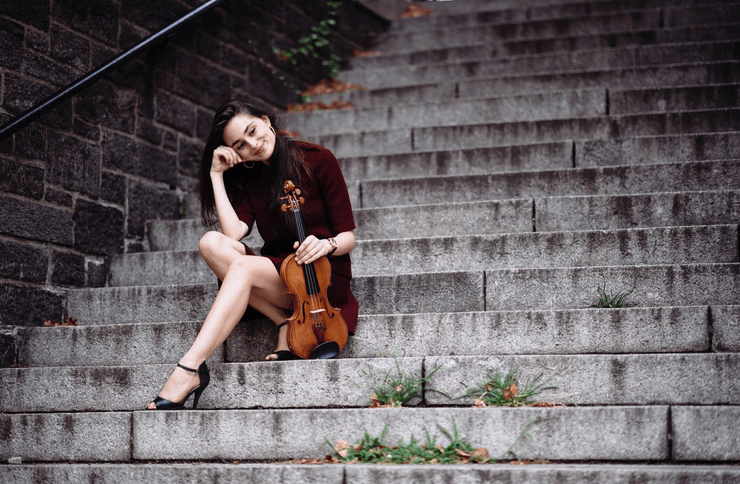 Эстер Абрами,  скрипка