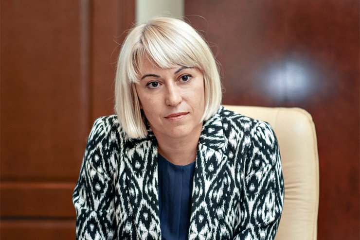 Алена Бабак, фото, Министр развития громад и территорий