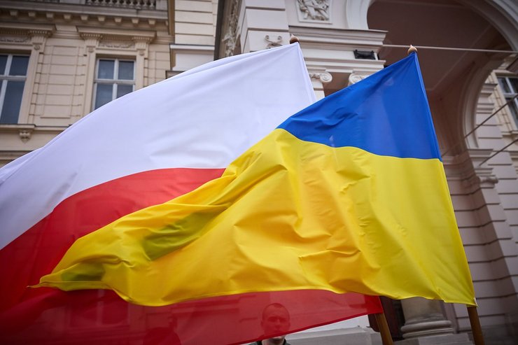 Польша меняет правила к мигрантам