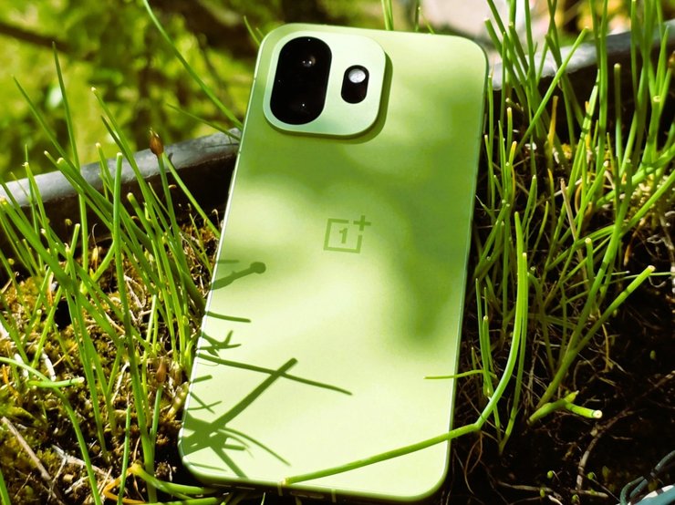 OnePlus 15T телефон
