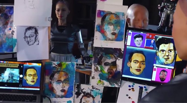 робот София, диджитал арт