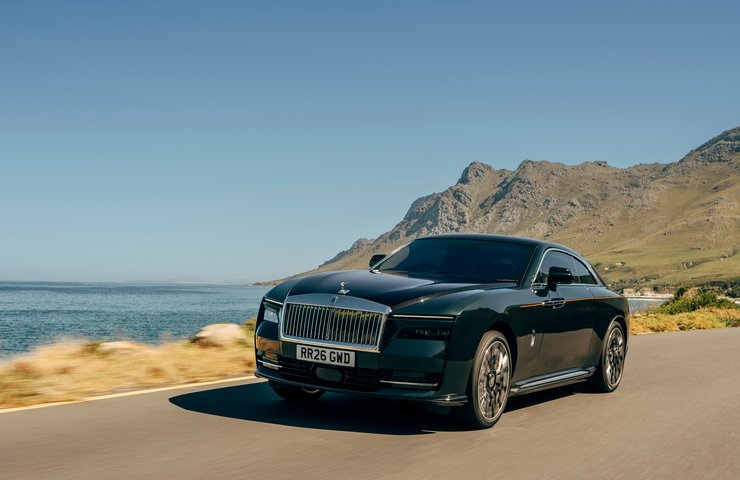 Rolls-Royce Spectre — подарок для тех, у кого есть все