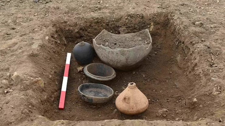 Всего ученые обнаружили примерно 500 артефактов