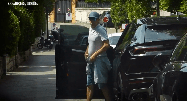 Виталий Хомутынник